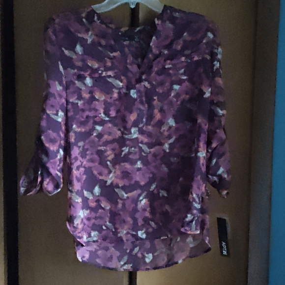 ✨ 🆕 Apt. 9 women's petite small sheer blouse - Picture 1 of 3